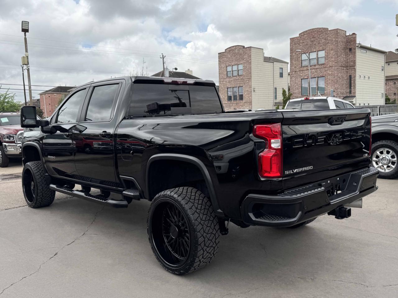 Chevrolet Silverado 2500HD LTZ Crew Cab 4WD 2021