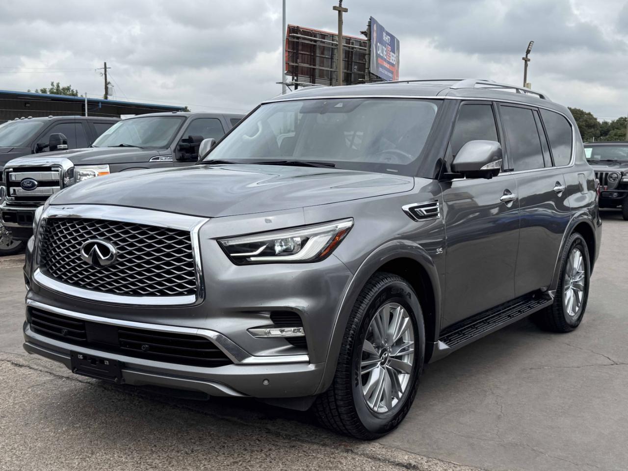 Infiniti QX80  2019
