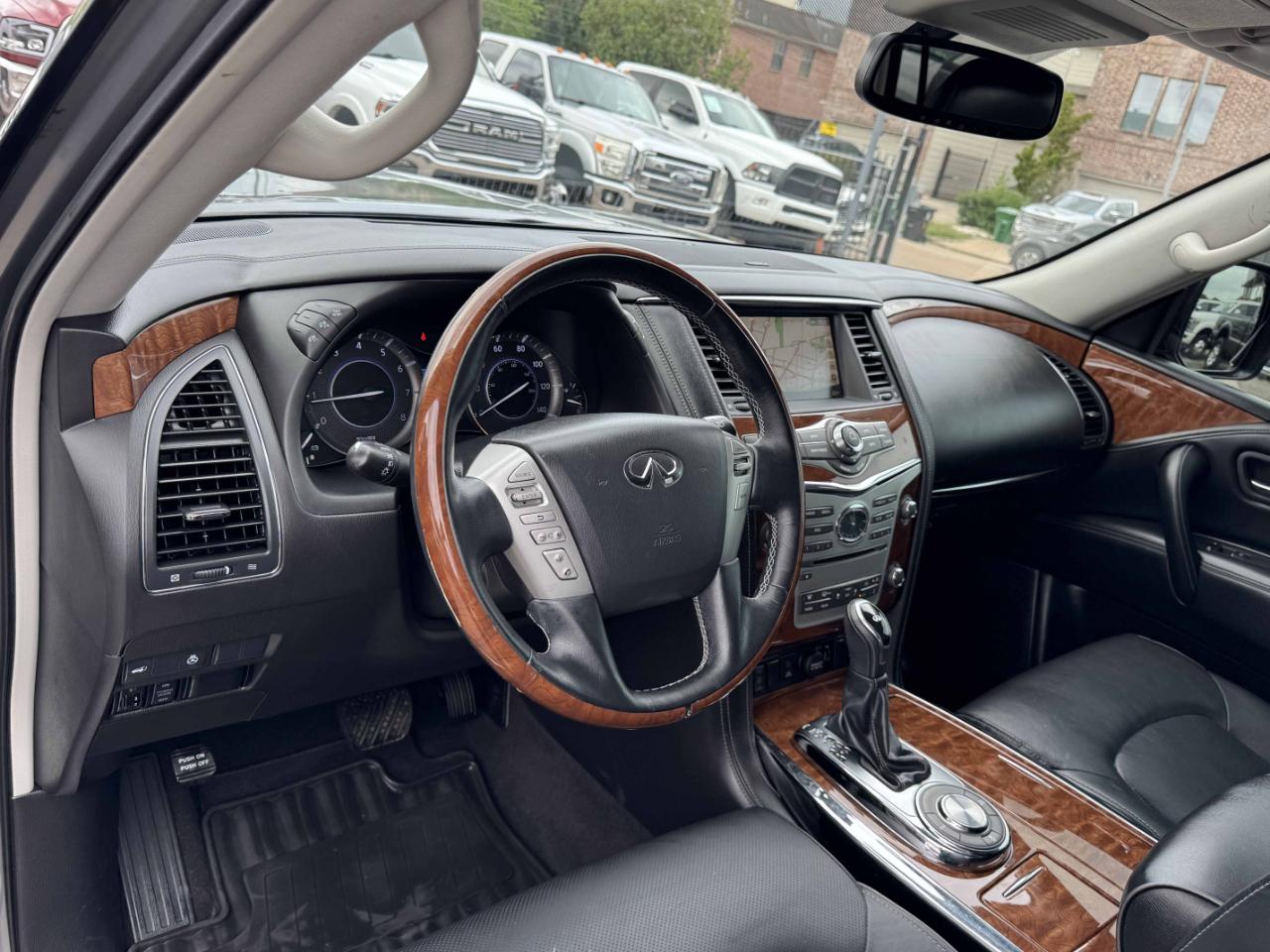 Infiniti QX80  2019
