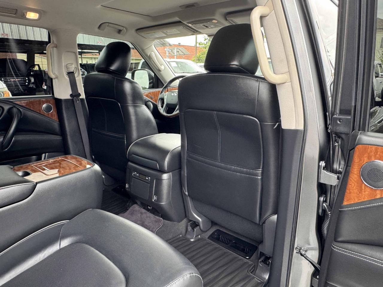 Infiniti QX80  2019