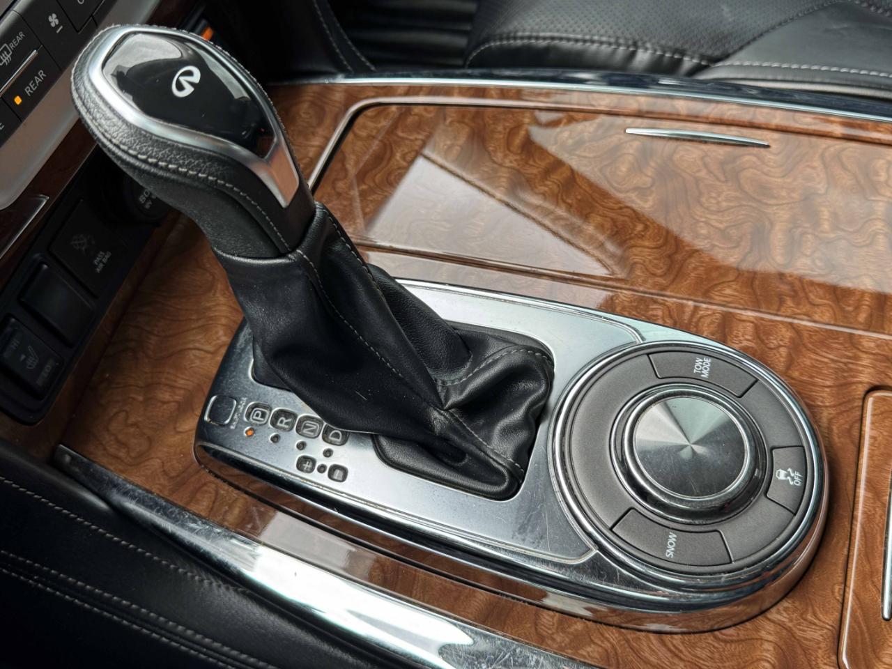 Infiniti QX80  2019