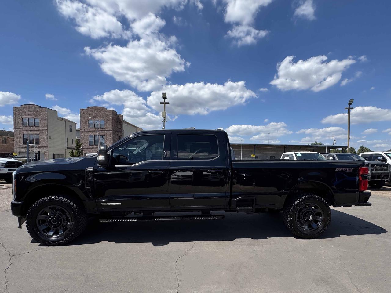Ford Super Duty F-350 SRW  2024