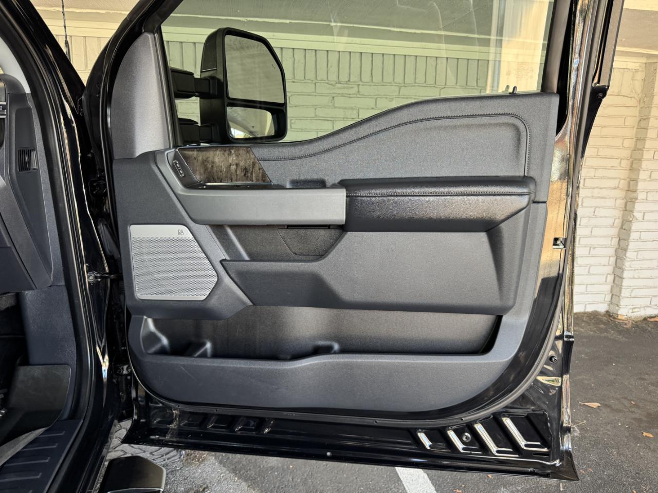 Ford Super Duty F-350 SRW  2024