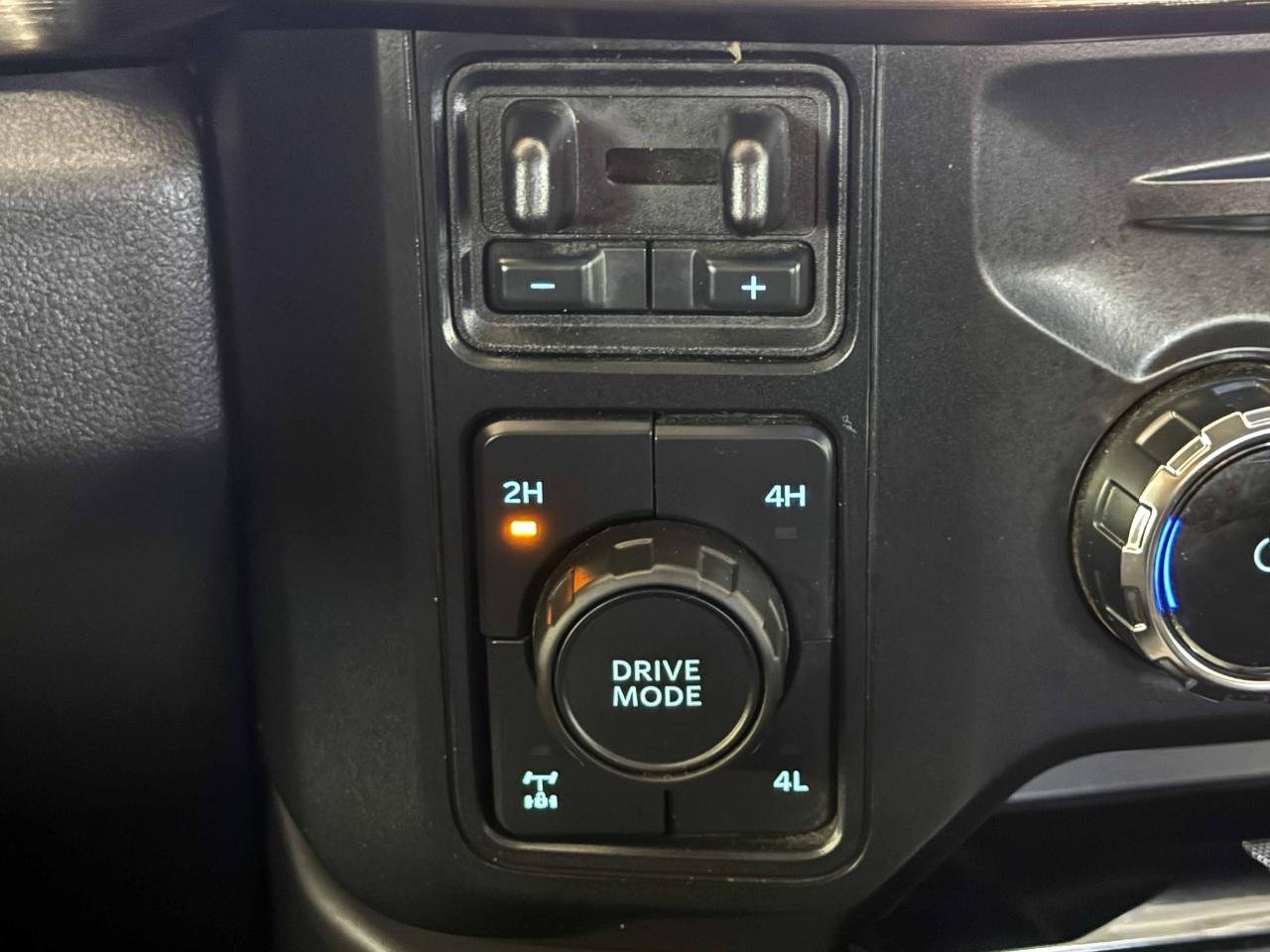 Ford Super Duty F-350 SRW  2024