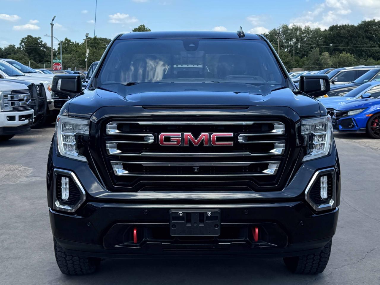 GMC Sierra 1500 AT4 Crew Cab 4WD 2020