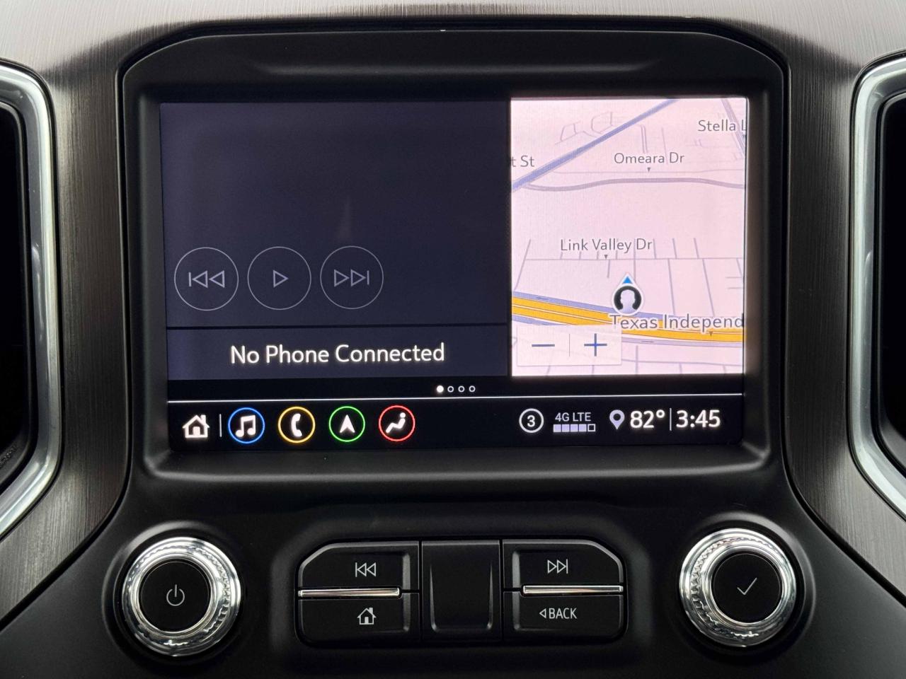 GMC Sierra 1500 AT4 Crew Cab 4WD 2020
