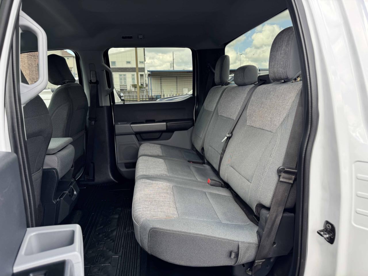 Ford Super Duty F-350 DRW  2024
