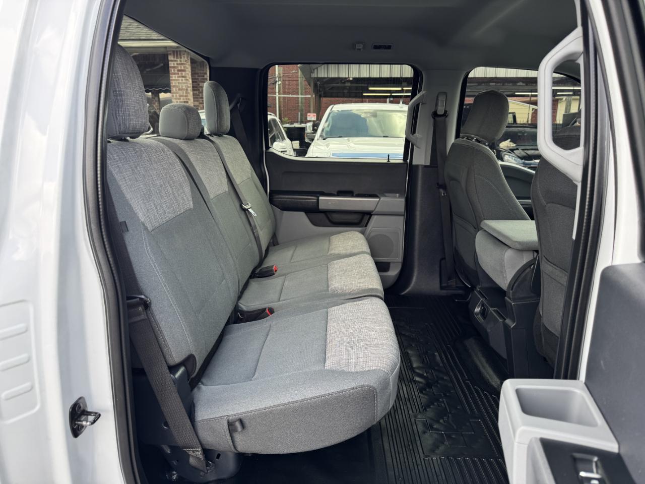 Ford Super Duty F-350 DRW  2024