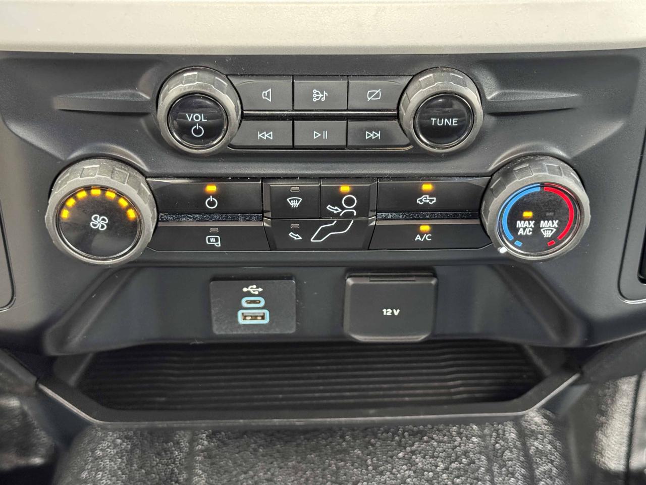 Ford Super Duty F-350 DRW  2024