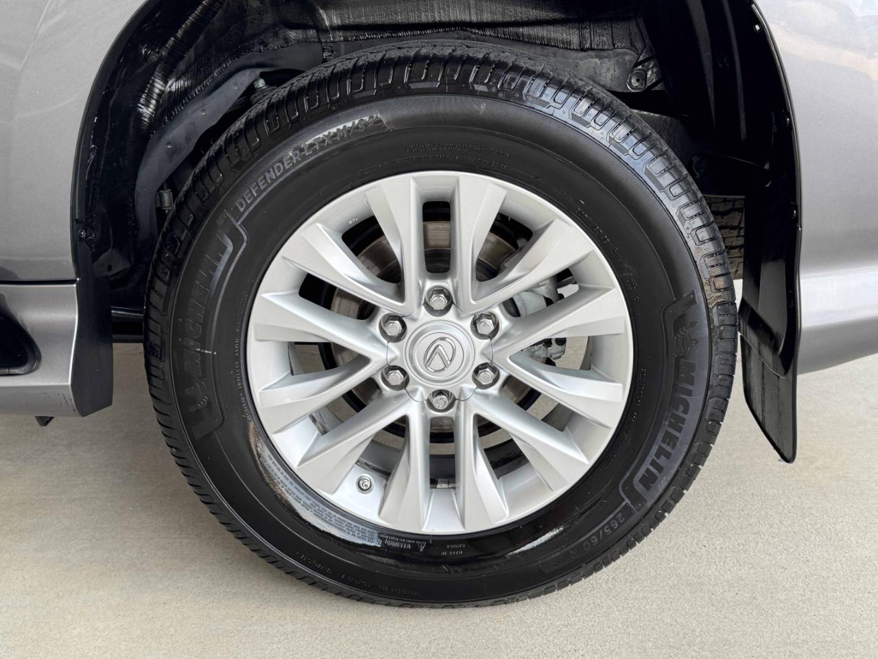 Lexus GX  2019