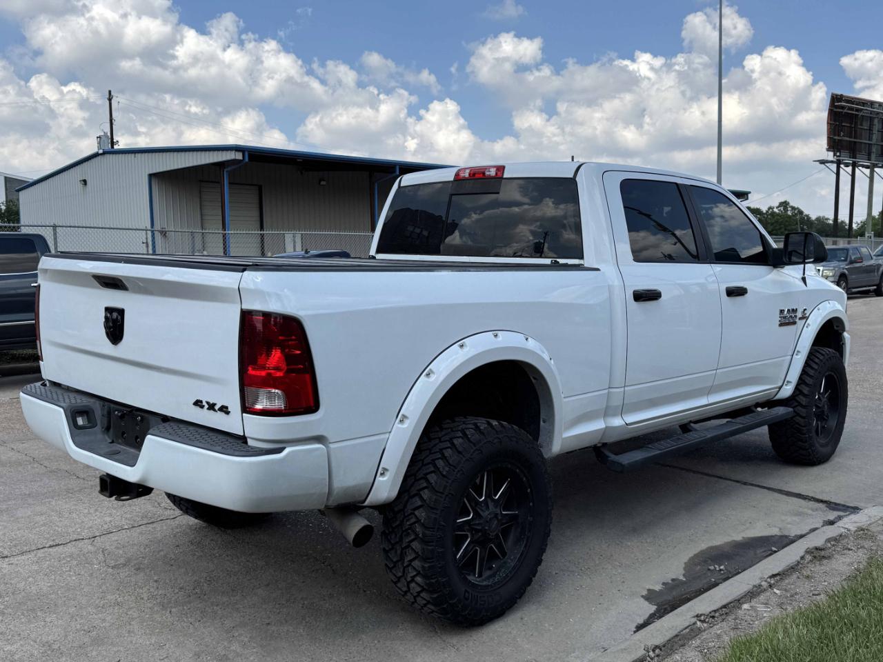 RAM 2500 SLT Crew Cab 4WD 2017