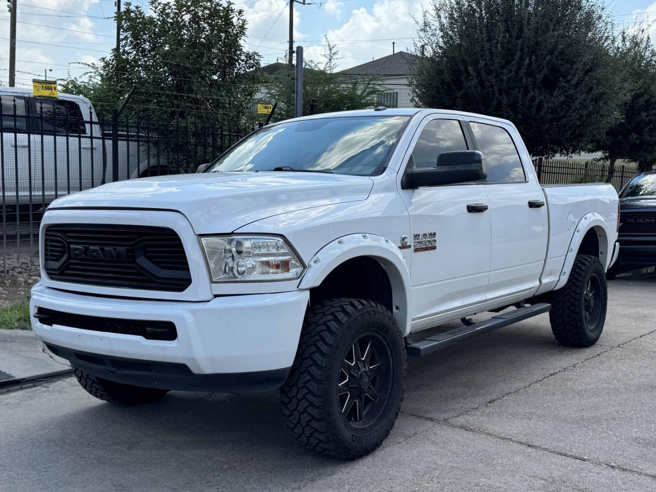 RAM 2500 SLT Crew Cab 4WD 2017