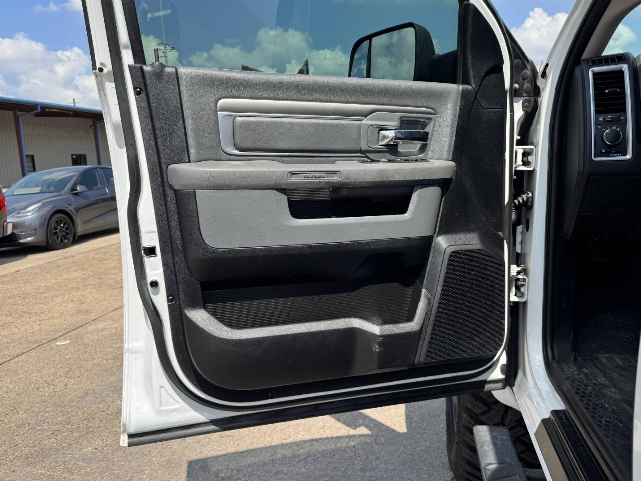 RAM 2500 SLT Crew Cab 4WD 2017