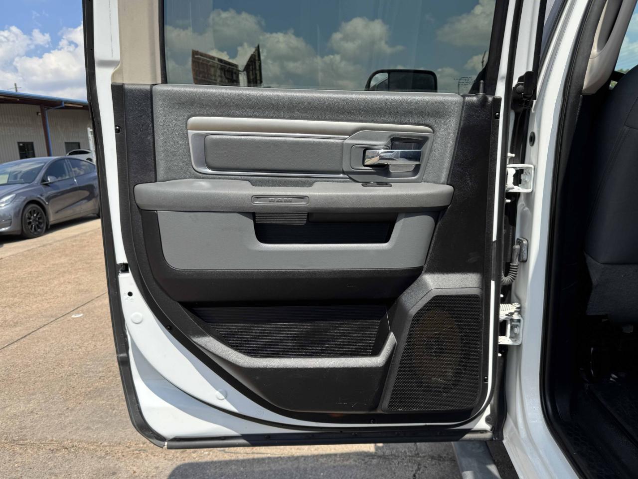 RAM 2500 SLT Crew Cab 4WD 2017