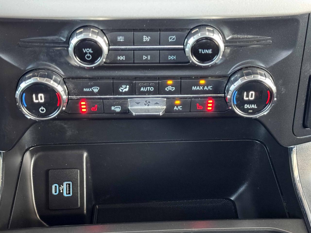 Ford F-150  2021