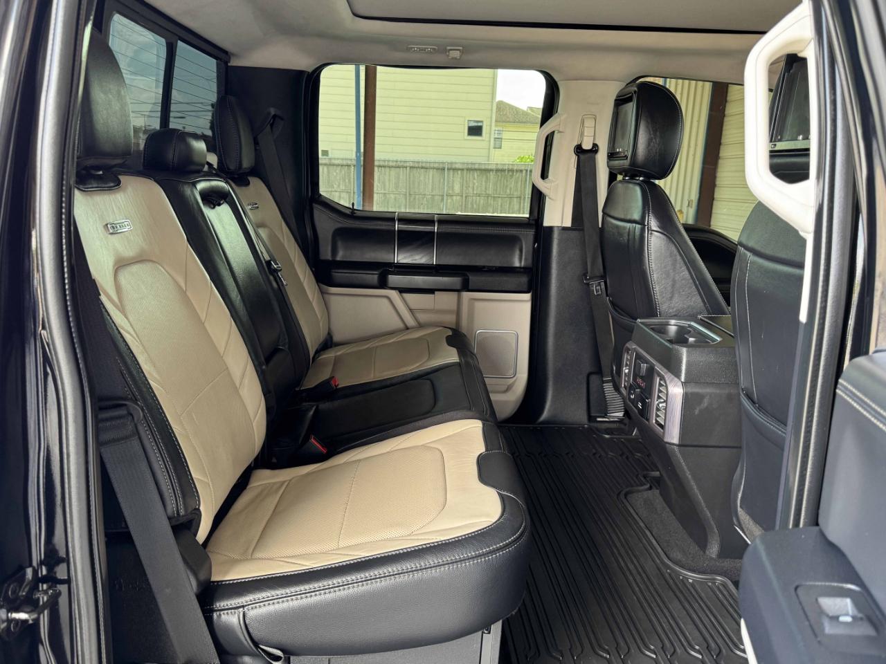 Ford Super Duty F-450 DRW  2021