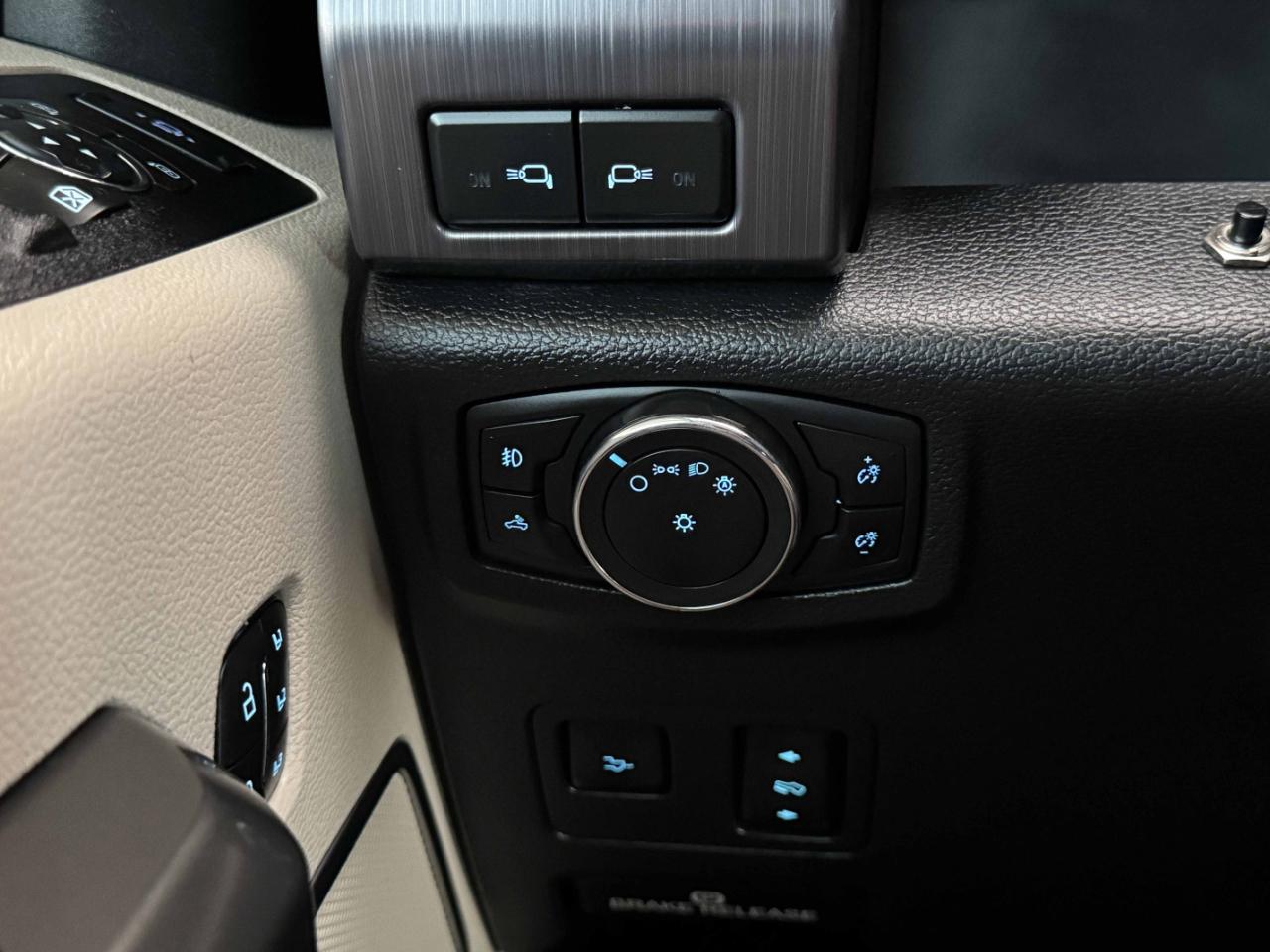Ford Super Duty F-450 DRW  2021