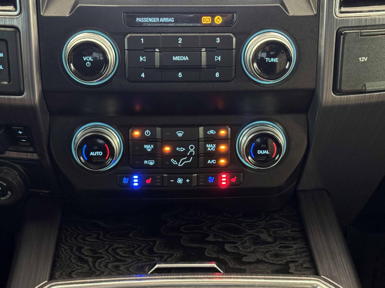 Ford Super Duty F-450 DRW  2021