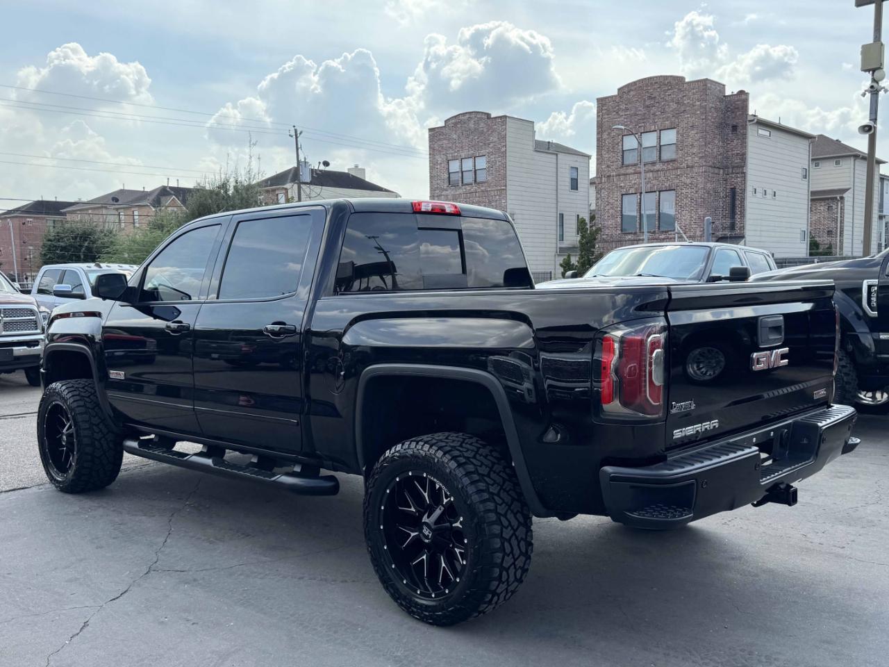 GMC Sierra 1500 SLT Crew Cab 4WD 2018