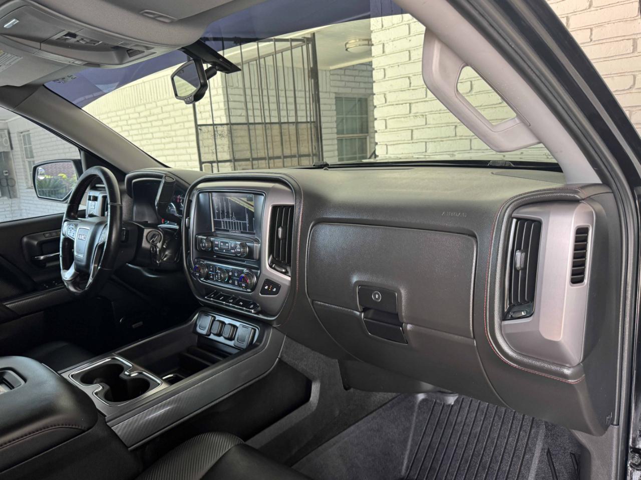 GMC Sierra 1500 SLT Crew Cab 4WD 2018