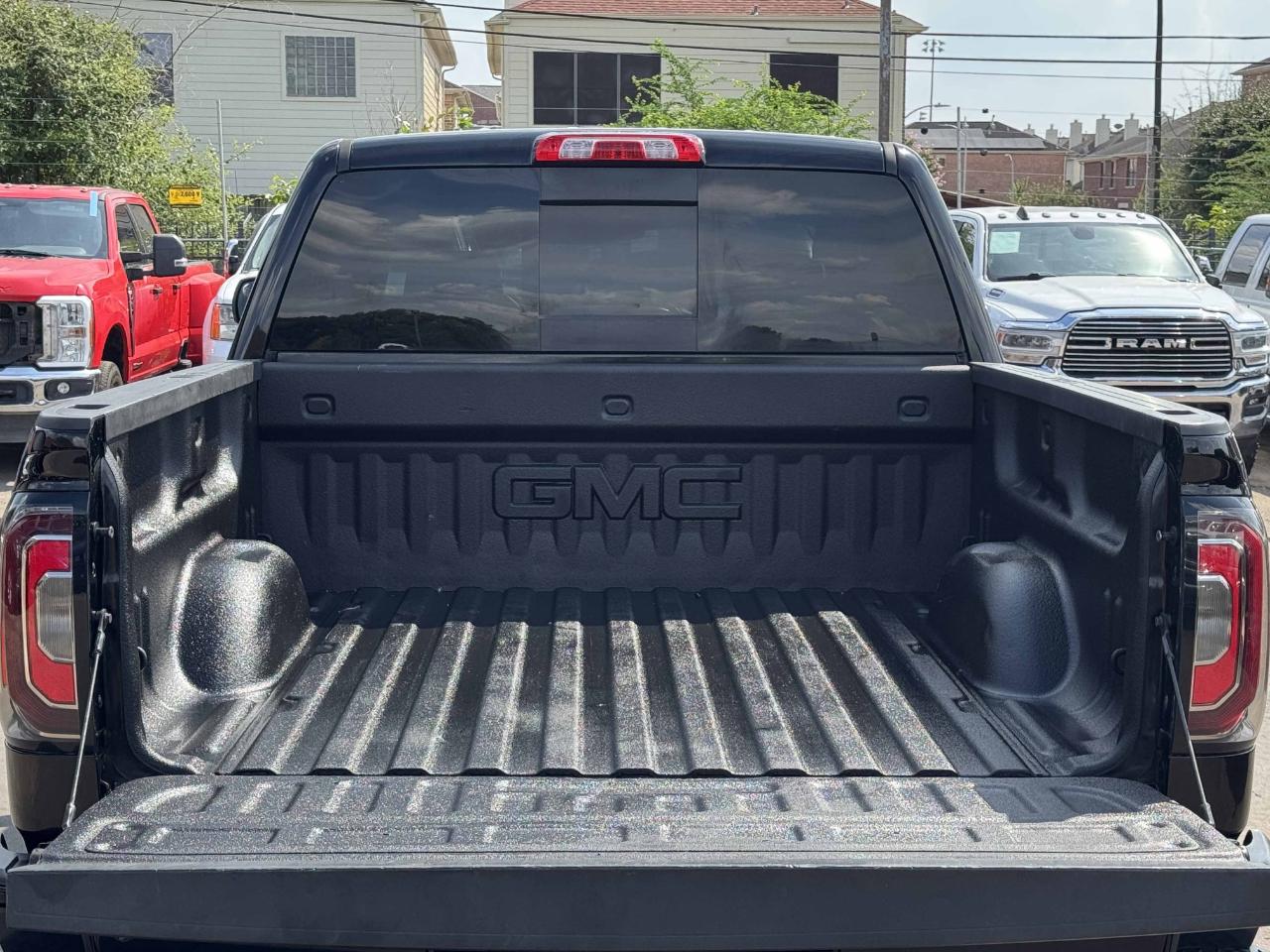 GMC Sierra 1500 SLT Crew Cab 4WD 2018