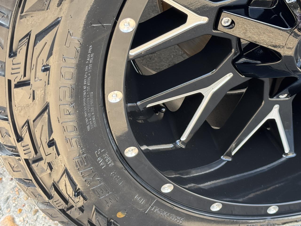 GMC Sierra 1500 SLT Crew Cab 4WD 2018