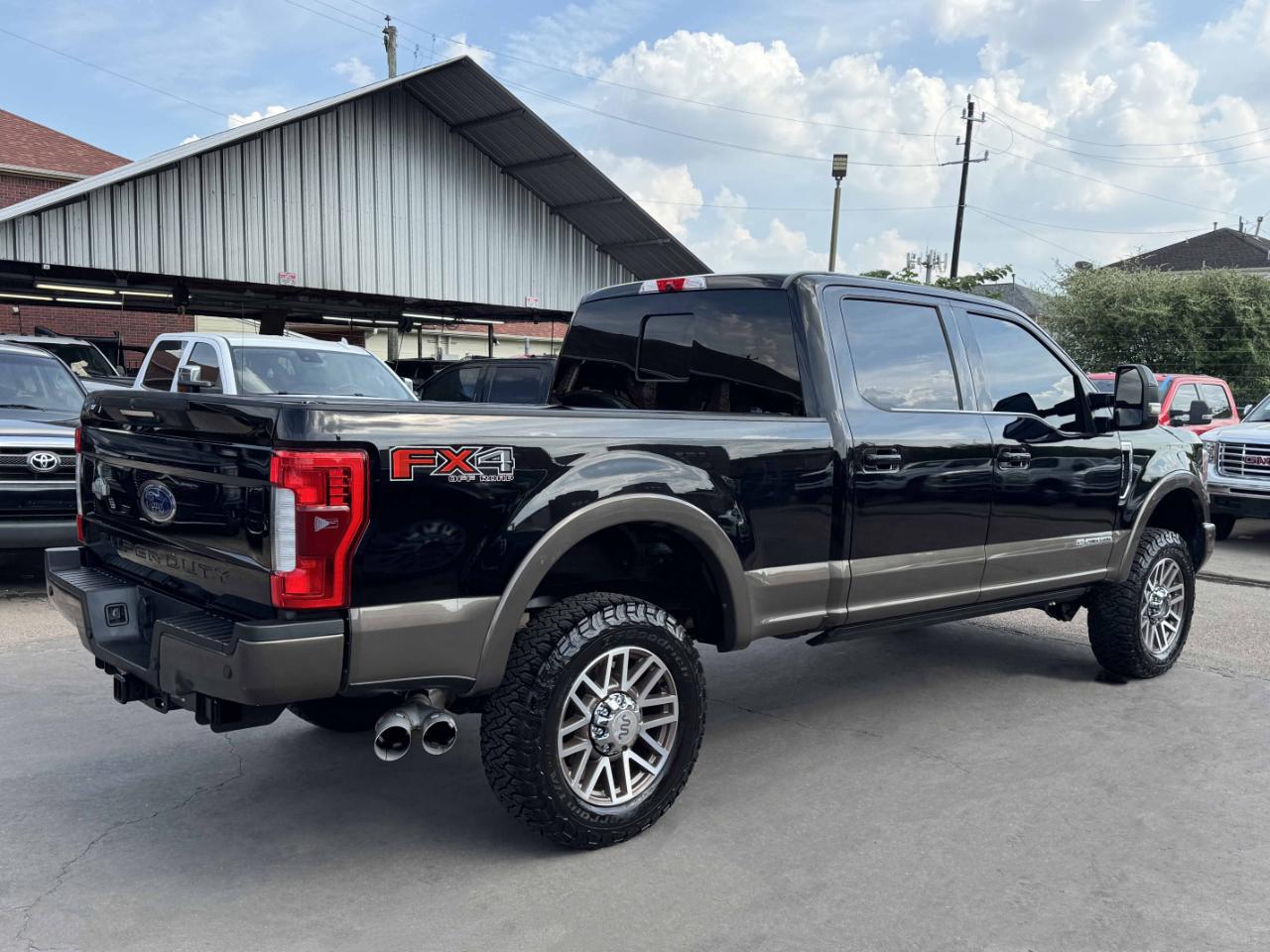 Ford Super Duty F-250 SRW  2017