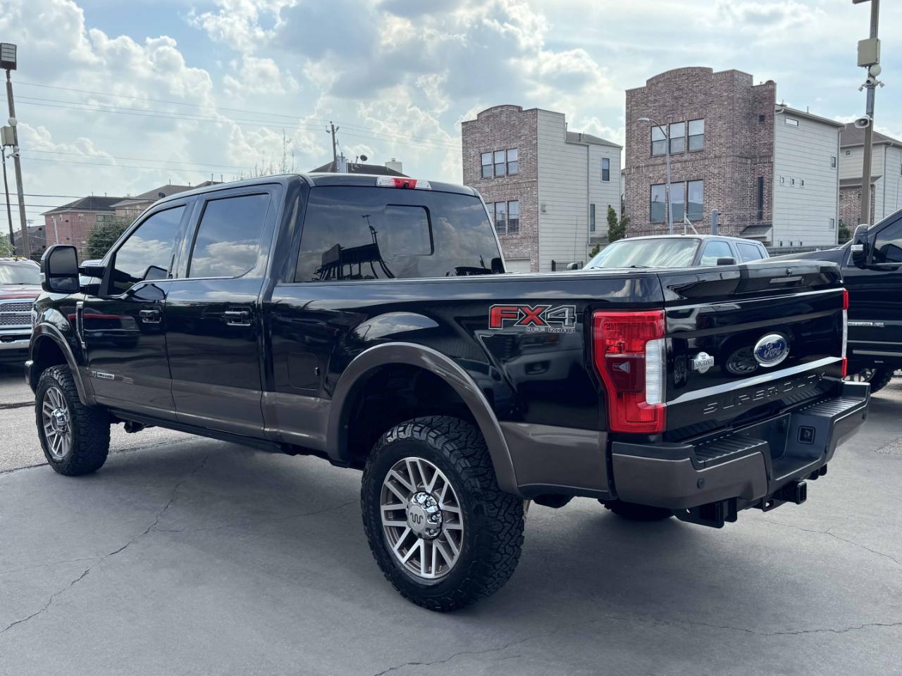 Ford Super Duty F-250 SRW  2017