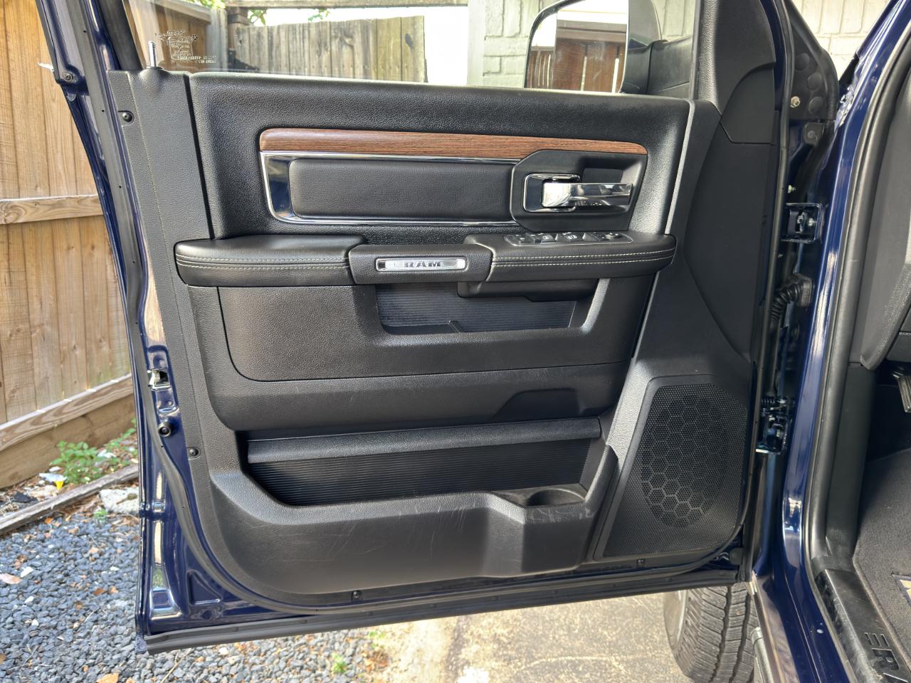 RAM 2500 Laramie Crew Cab 4WD 2018
