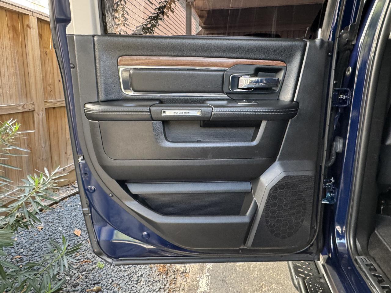 RAM 2500 Laramie Crew Cab 4WD 2018