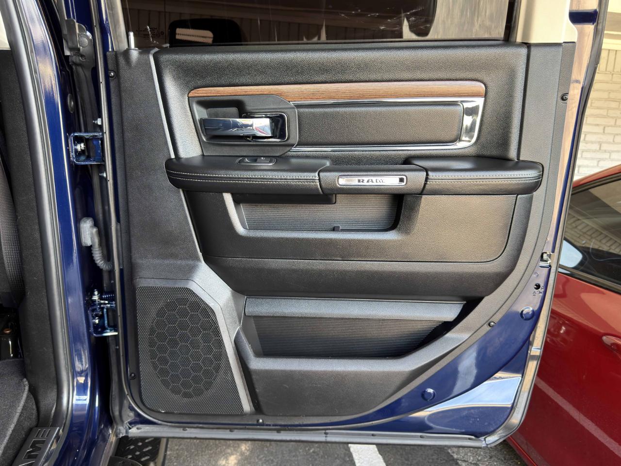 RAM 2500 Laramie Crew Cab 4WD 2018