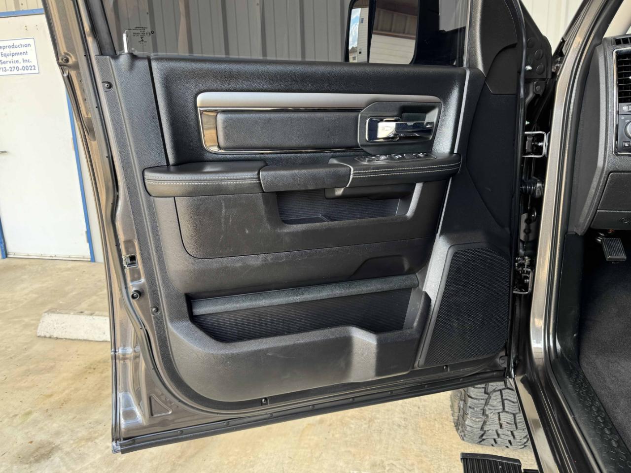 RAM 2500 Laramie Mega Cab 4WD 2018