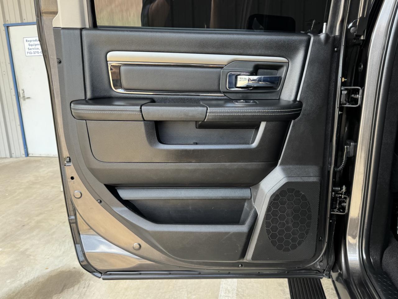 RAM 2500 Laramie Mega Cab 4WD 2018