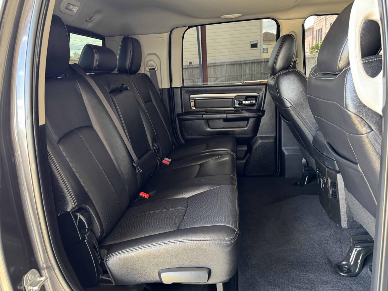 RAM 2500 Laramie Mega Cab 4WD 2018