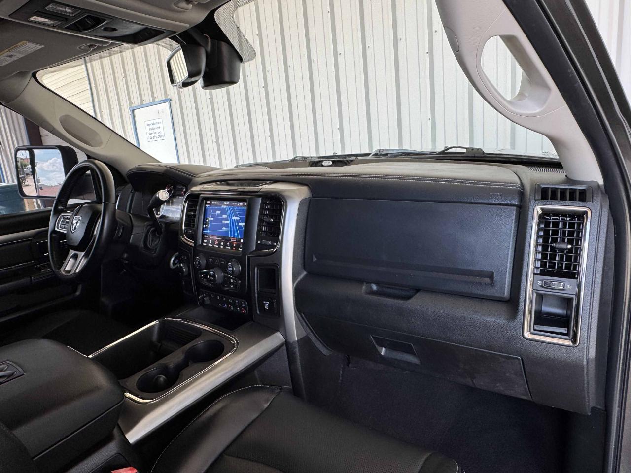 RAM 2500 Laramie Mega Cab 4WD 2018