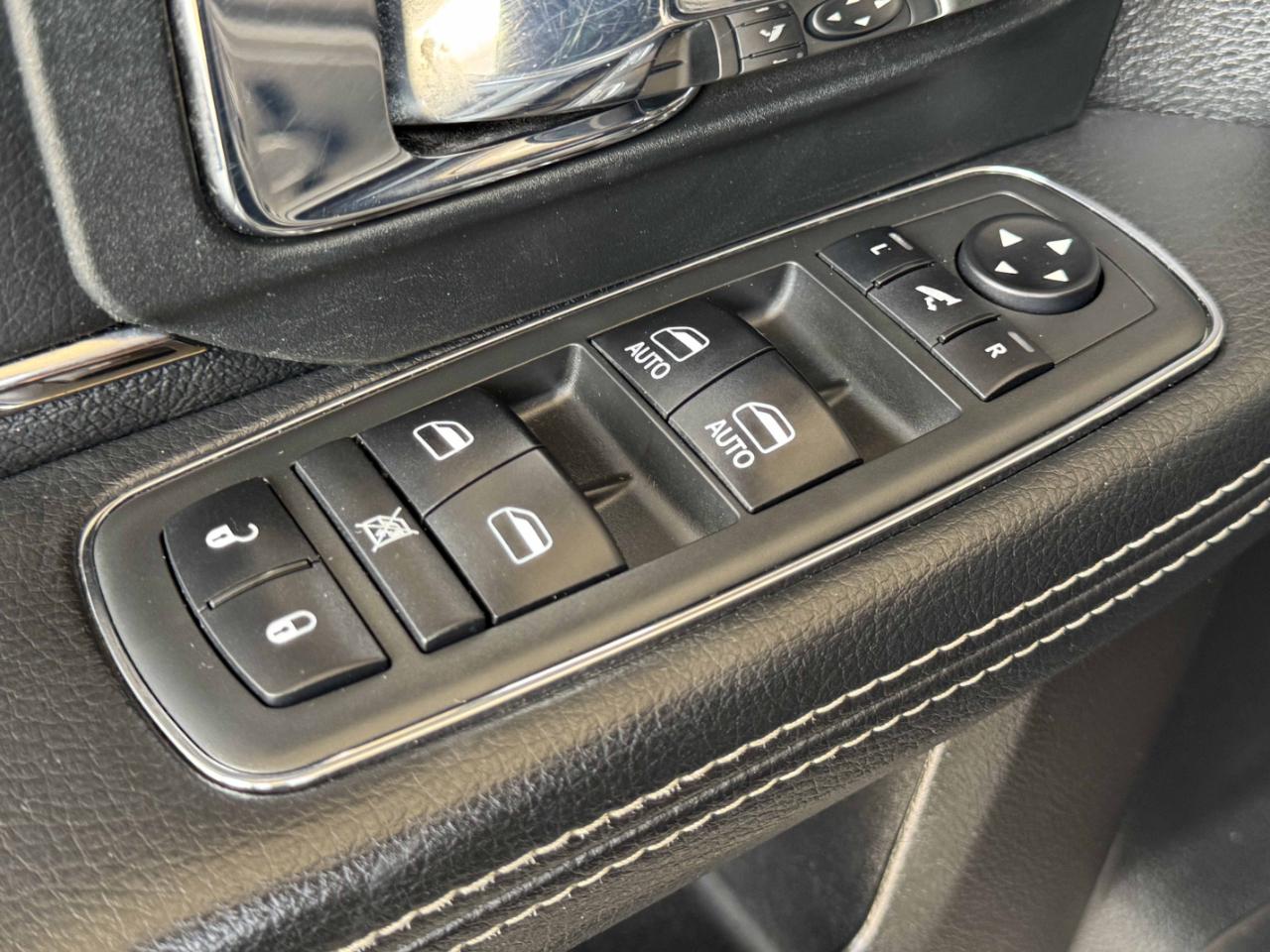 RAM 2500 Laramie Mega Cab 4WD 2018
