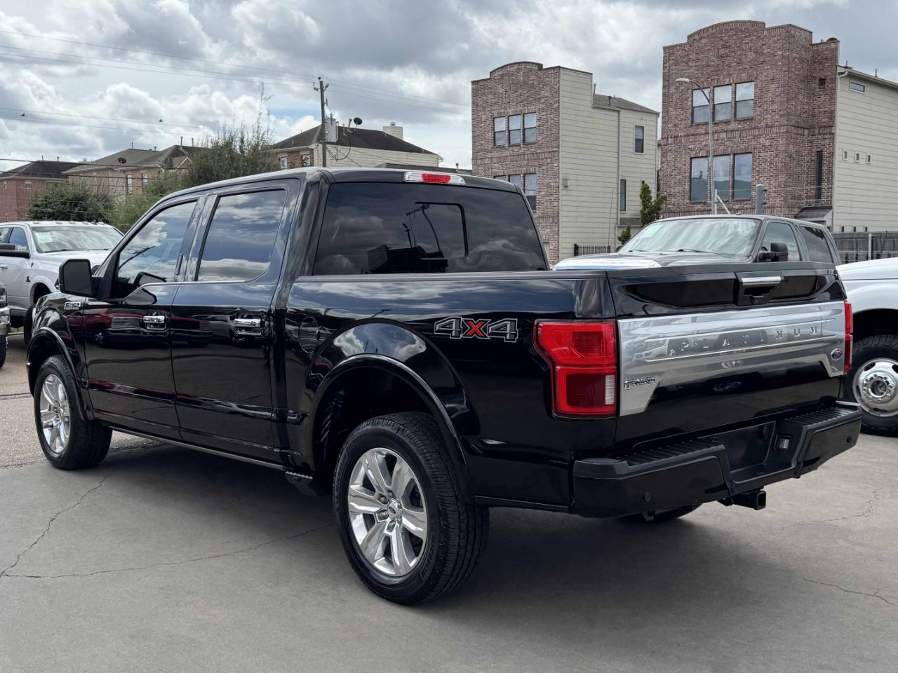 Ford F-150 Platinum SuperCrew 4WD 2018