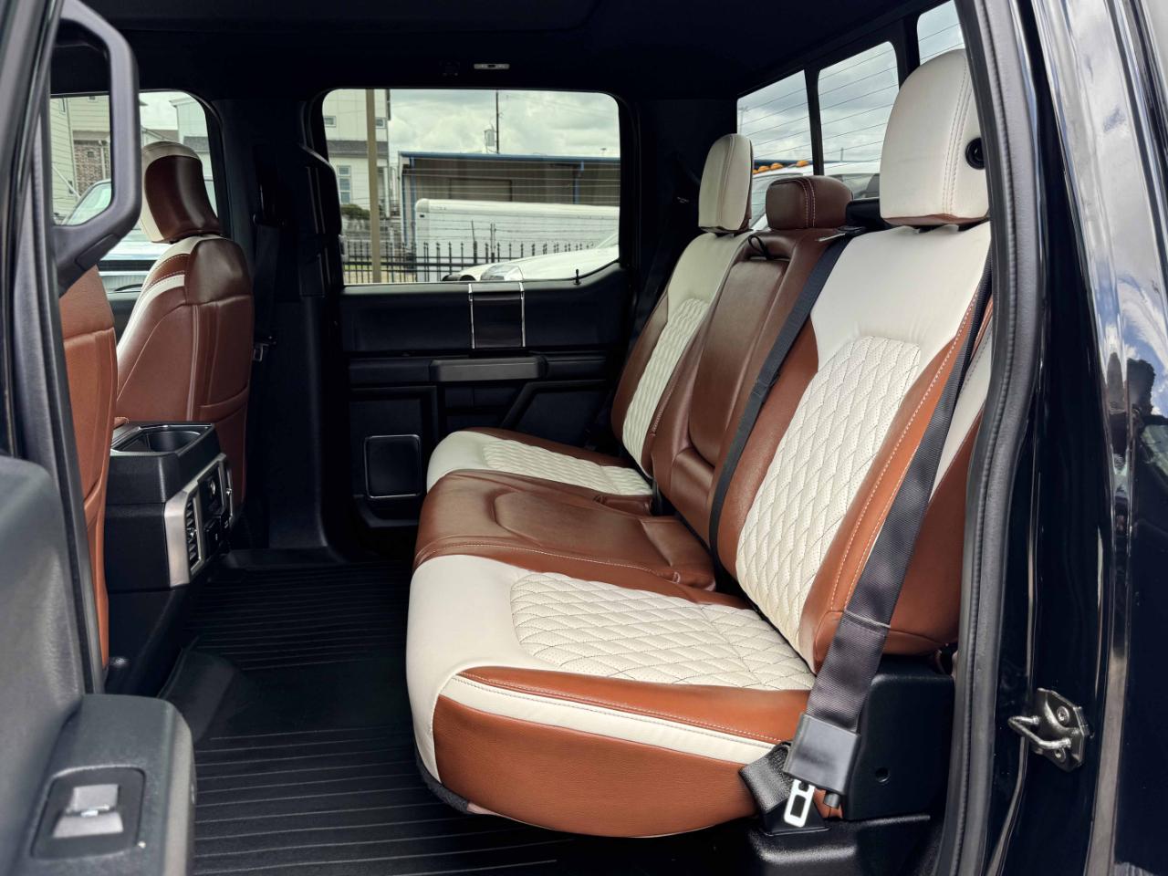 Ford F-150 Platinum SuperCrew 4WD 2018