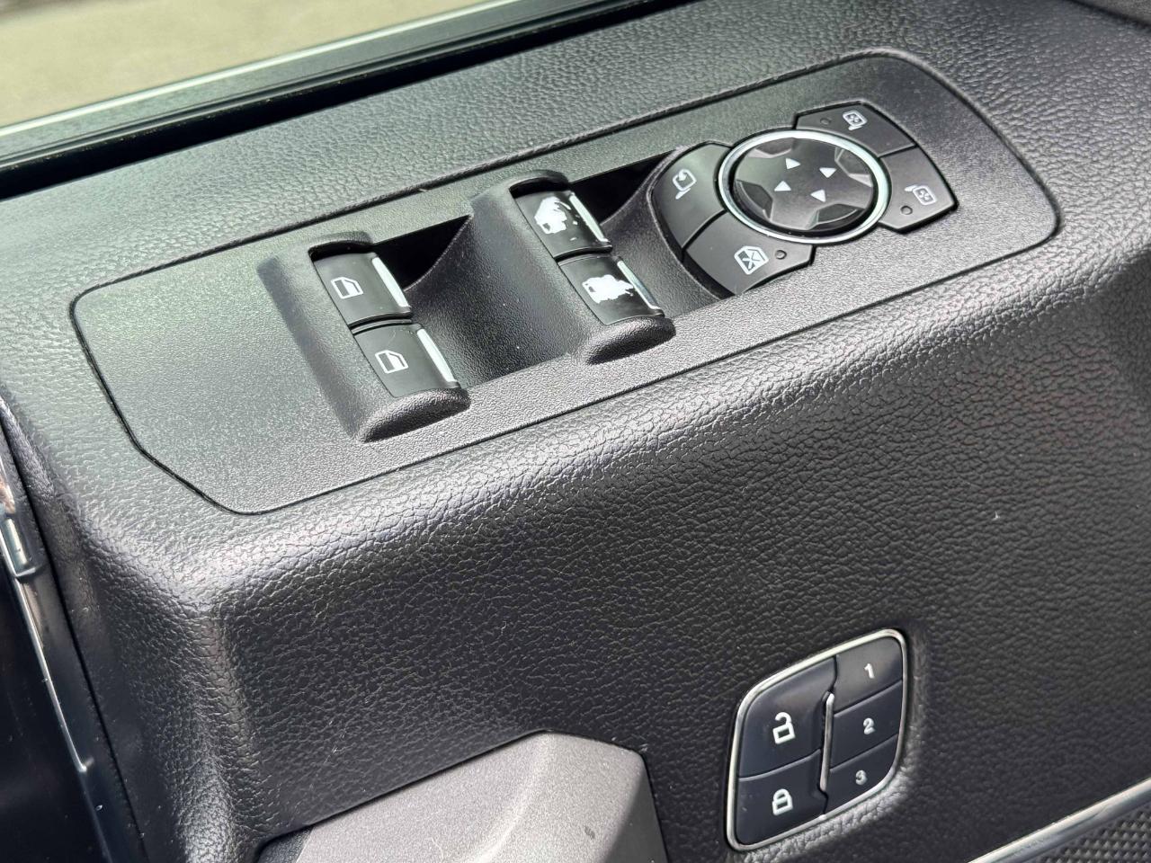 Ford F-150 Platinum SuperCrew 4WD 2018
