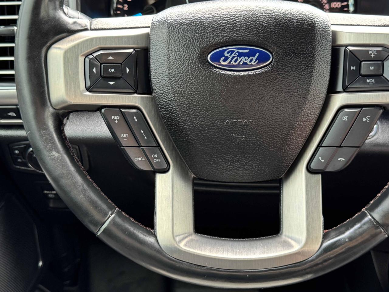 Ford F-150 Platinum SuperCrew 4WD 2018