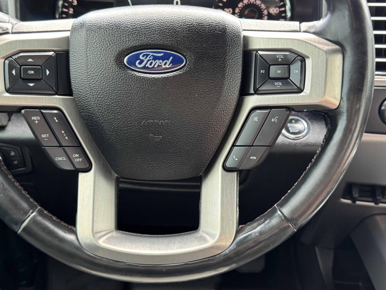 Ford F-150 Platinum SuperCrew 4WD 2018
