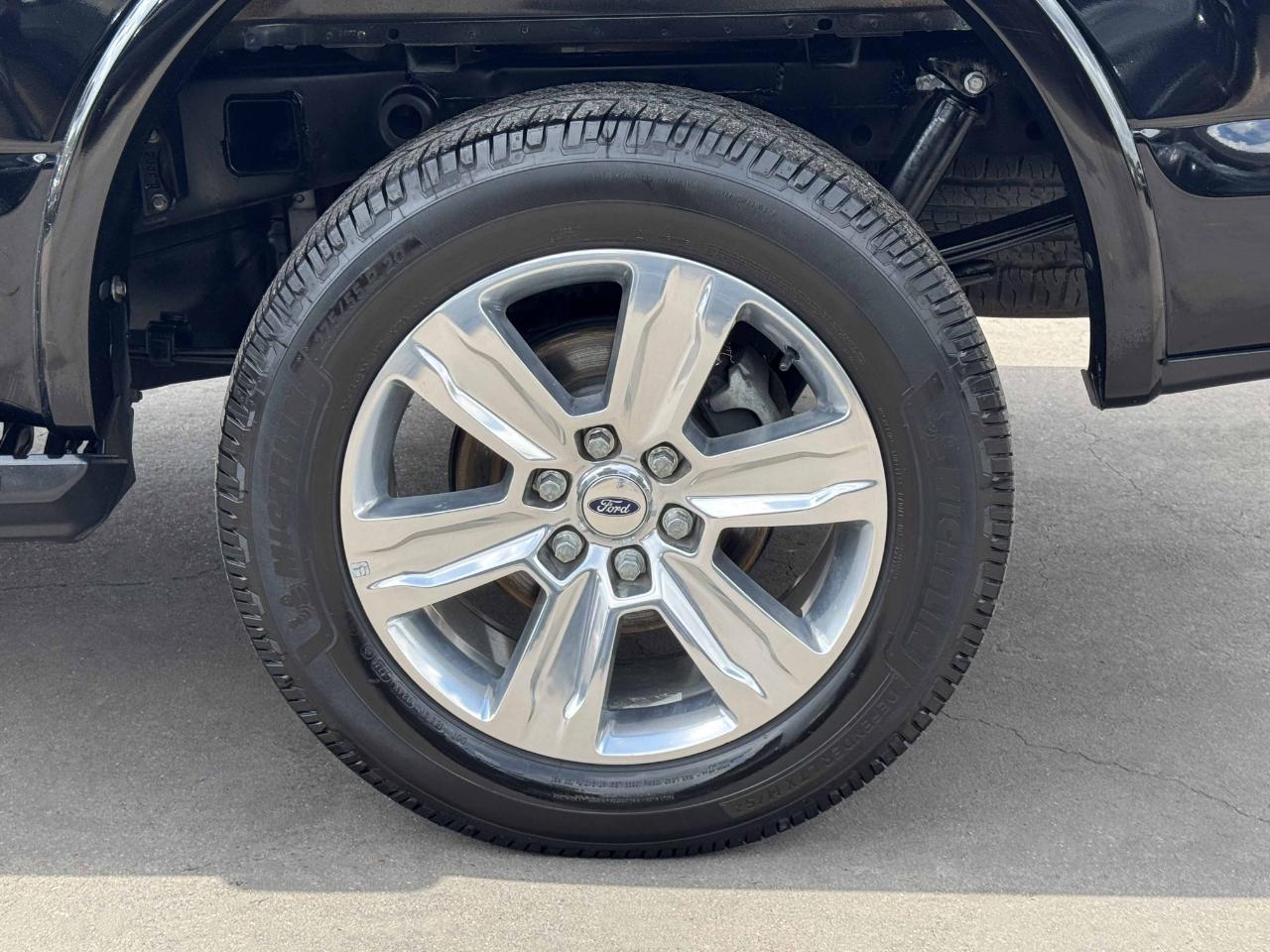 Ford F-150 Platinum SuperCrew 4WD 2018