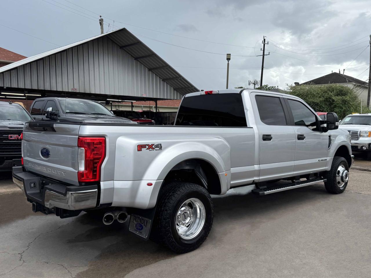 Ford Super Duty F-350 DRW  2019