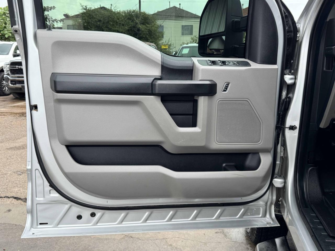 Ford Super Duty F-350 DRW  2019