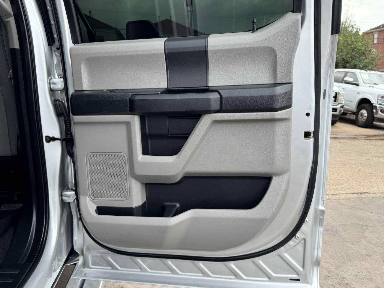 Ford Super Duty F-350 DRW  2019