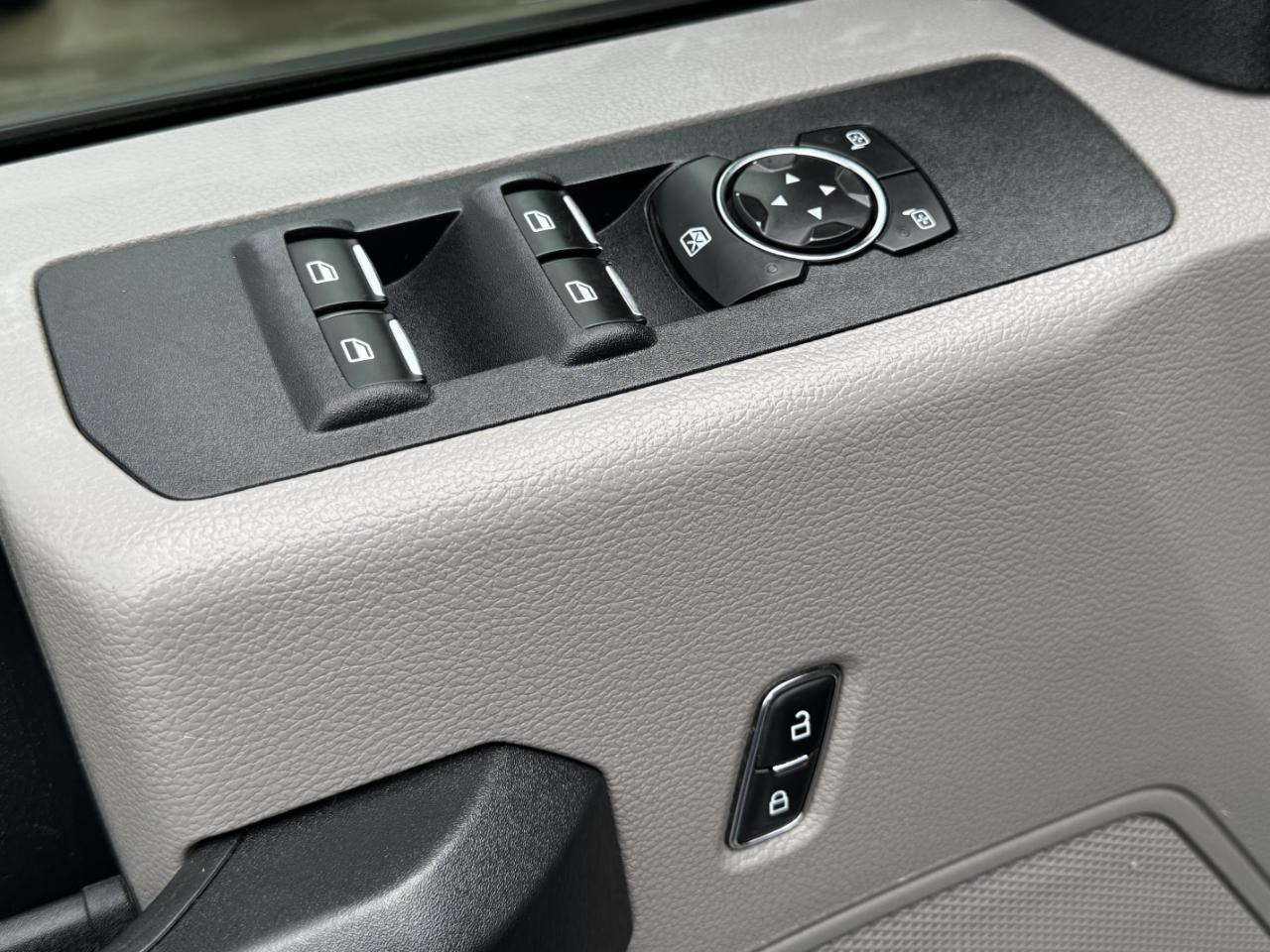 Ford Super Duty F-350 DRW  2019