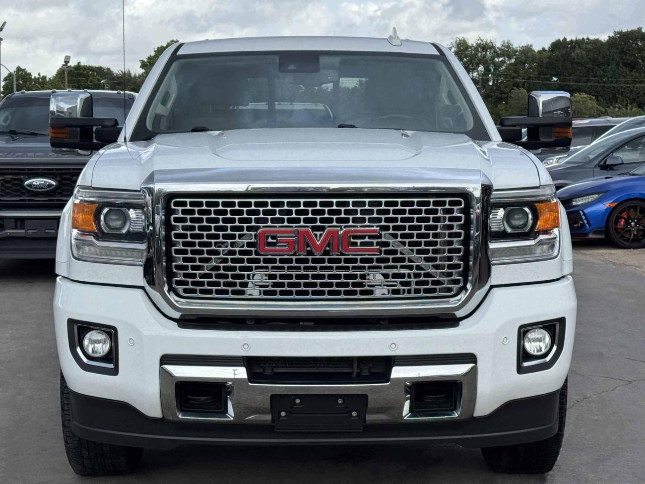 GMC Sierra 2500HD Denali Crew Cab 4WD 2016