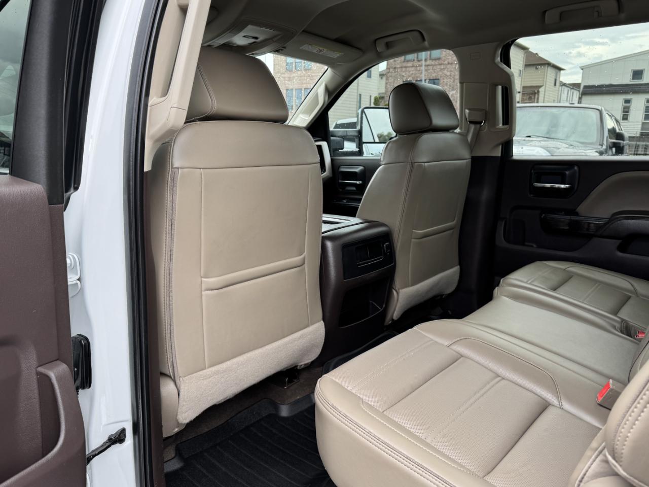 GMC Sierra 2500HD Denali Crew Cab 4WD 2016