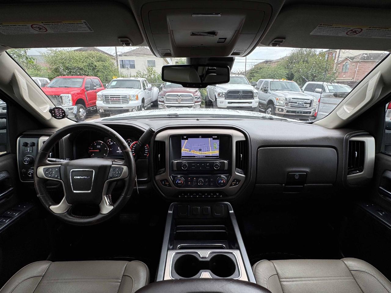 GMC Sierra 2500HD Denali Crew Cab 4WD 2016