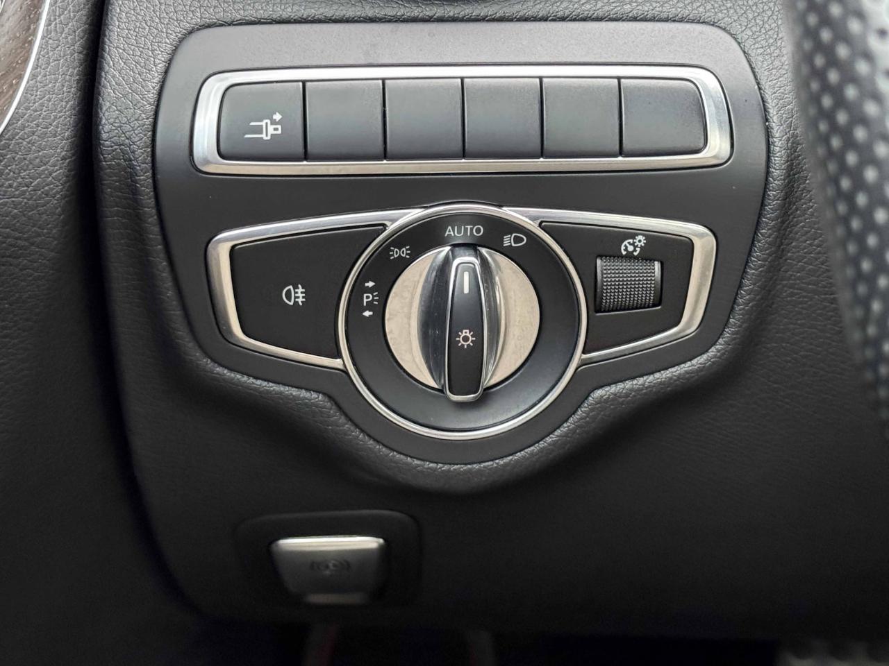 Mercedes-Benz C-Class  2019